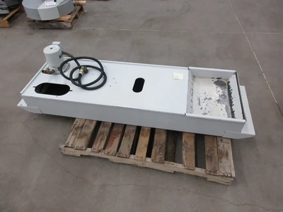 USED 1997 USED HAAS PARTS AND TOOLING 35 GALLON COOLANT TANK