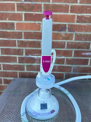 USED MILLIPORE ELIX ADVANTAGE 15  WATER PURIFYING SYSTEM W/ E-POD, 30L PE TANK