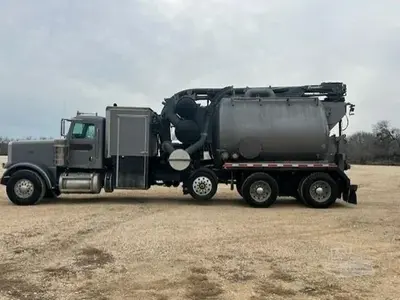 2007 INTERNATIONAL WORKSTAR 7600 Industrial Vacuum Trucks | Crossford Machinery Group (1)