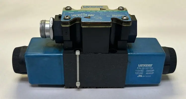 Used VICKERS DG4V-3S-2C-M-FTWL-B5-60 Solenoid Valves | Surplus Asset Holdings #1204221