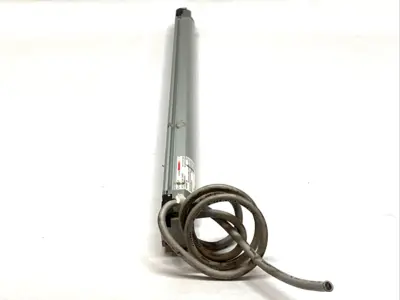 USED KEYENCE SAFETY LIGHT CURTAIN TRANSMITTER 28 BEAM 24VDC IP65
