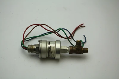 Used CCS 46-1058 Pressure Switches California US | Davliegogo LLC #1705257