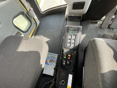 Used 2008 OSHKOSH HB2718 Street Sweeper California US | Big Truck & Equipment #1412333