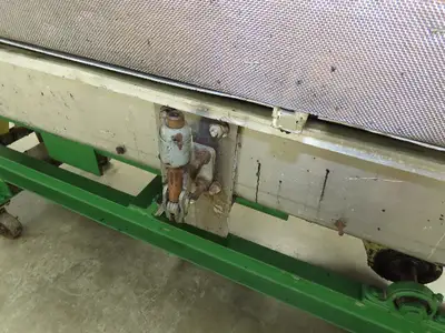 Used CARDWELL _UNKNOWN_ Vibratory Conveyors Indiana US | Arrow Industrial #1368025