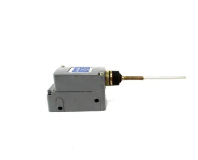 NEW MICRO SWITCH 208LS3 LIMIT SWITCH