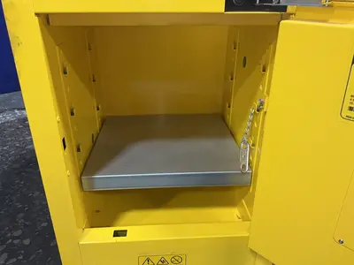 Used JUSTRITE 890420 Cabinets Ohio US | HGR 24 #1460138