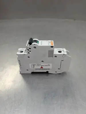 USED Merlin Gerin C1A Circuit Breaker, Multi 9 C60, 240VAC/60VDC (60101)