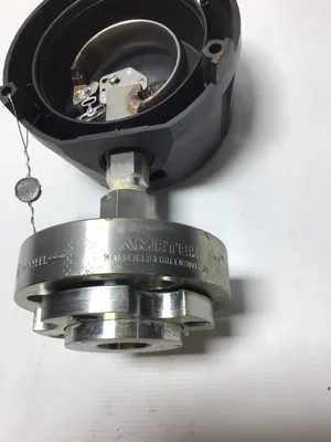 AMETEK U.S. Pressure Gauge Assembly 0–60 PSI Liquid Filled Diaphragm Seal