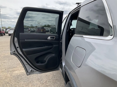USED 2017 JEEP GRAND CHEROKEE
