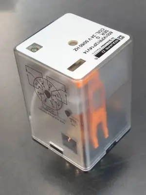 SQUARE D 8501KPR12P14V14/G Coil 24V 50/60Hz Loc4E40