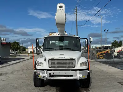 Used 2018 FREIGHTLINER M2 106 Tractors & Trailers Florida US | Truck and Van Outlet #1506268