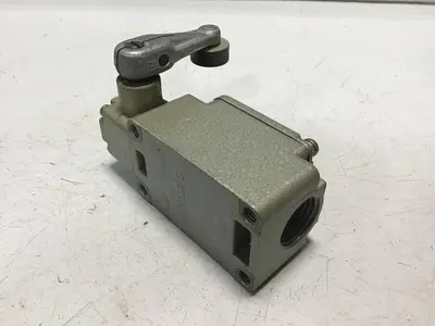 USED YAMATAKE 1LS1-J