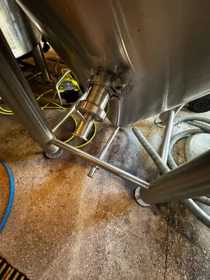 Used _UNKNOWN_ _UNKNOWN_ Fermenters / Bioreactors Indiana US | Brewhouse Equipment Group #1377287