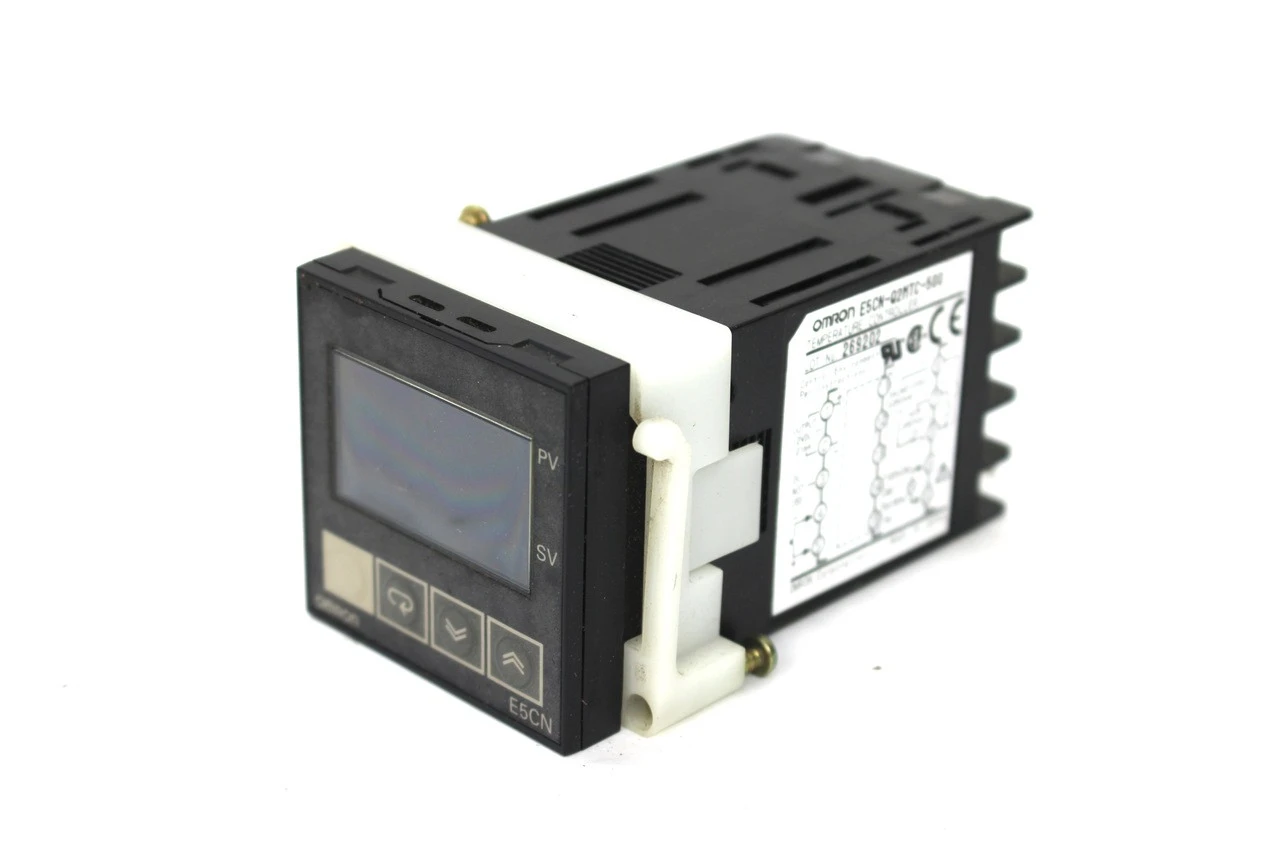 USED OMRON E5CN-Q2MTC-500