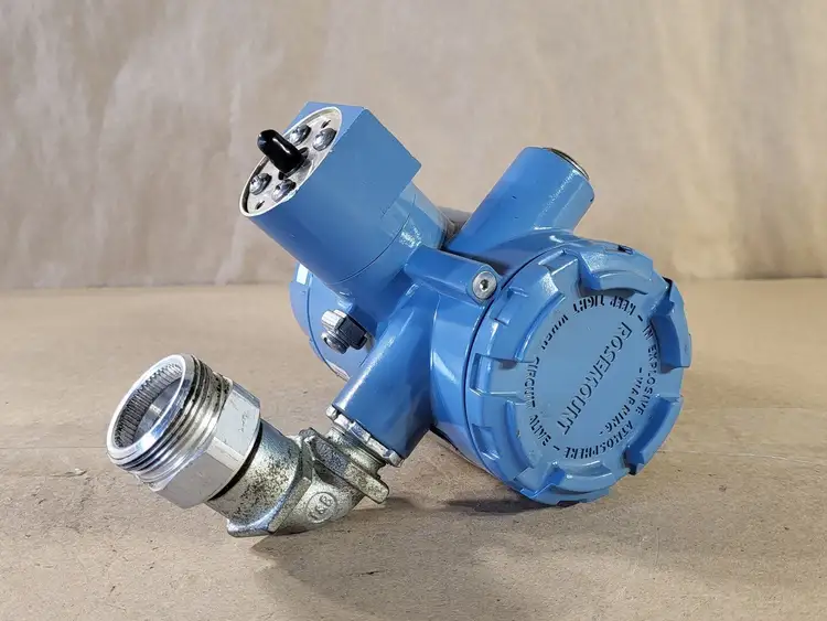 Used ROSEMOUNT 8800DF015SA1E1D1K6M5R10 Parts (Hydraulics and Pneumatics) British Columbia CA | Lenmark #255962