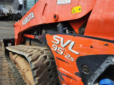 Used 2016 KUBOTA SVL95-2S Skid Steer Loaders New York US | Abele Tractor #1343069