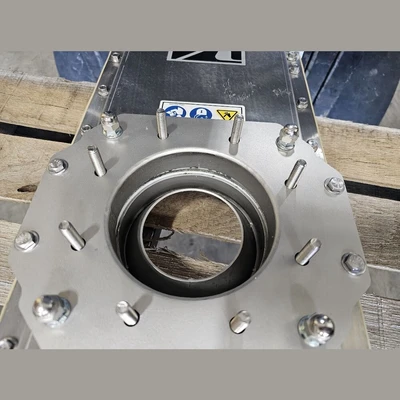 USED SALINA VORTEX ORIFICE GATE