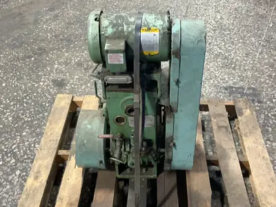 Used PENNWALT STOKES 14810 Vacuum Pumps Ohio US | HGR 24 #1567082
