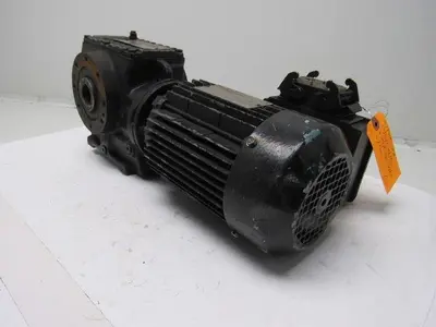 SEW-EURODRIVE 870269778.04.04.001 1/2HP Gearmotor 230/460V 3Ph 137.08:1 Ratio