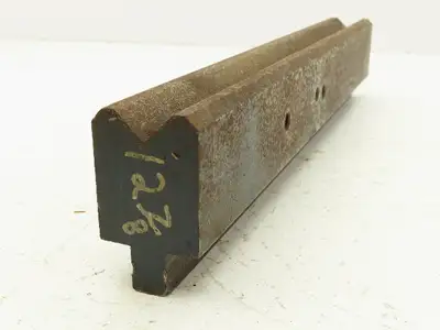 Press Brake Die 12-7/8" Long 90° V 11/16" W 3/8" D 1-3/4" H 1/2" Tang