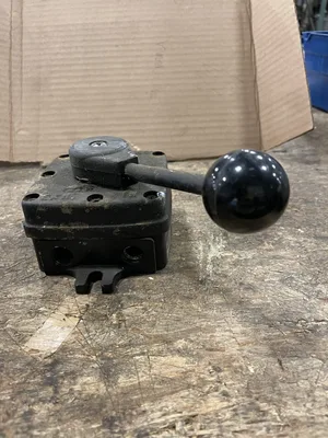 Parker VL25 4-Way, 3-Position, Rotary Disc Manual Air Valve 0-150PSI