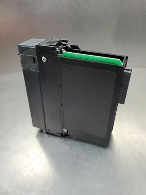 USED Allen-Bradley 1756-IB16/A J01