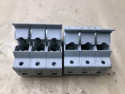 Ferraz Shawmut US3J3I ULTRASAFE 30A 3 Pole Fuseholder 600VAC/DC 14-2AWG Lot of 2