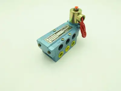 Skinner S3R0AEL4 Directional Control Valve 5-Way 2 Pos 120V 150PSI 1/2" NPT