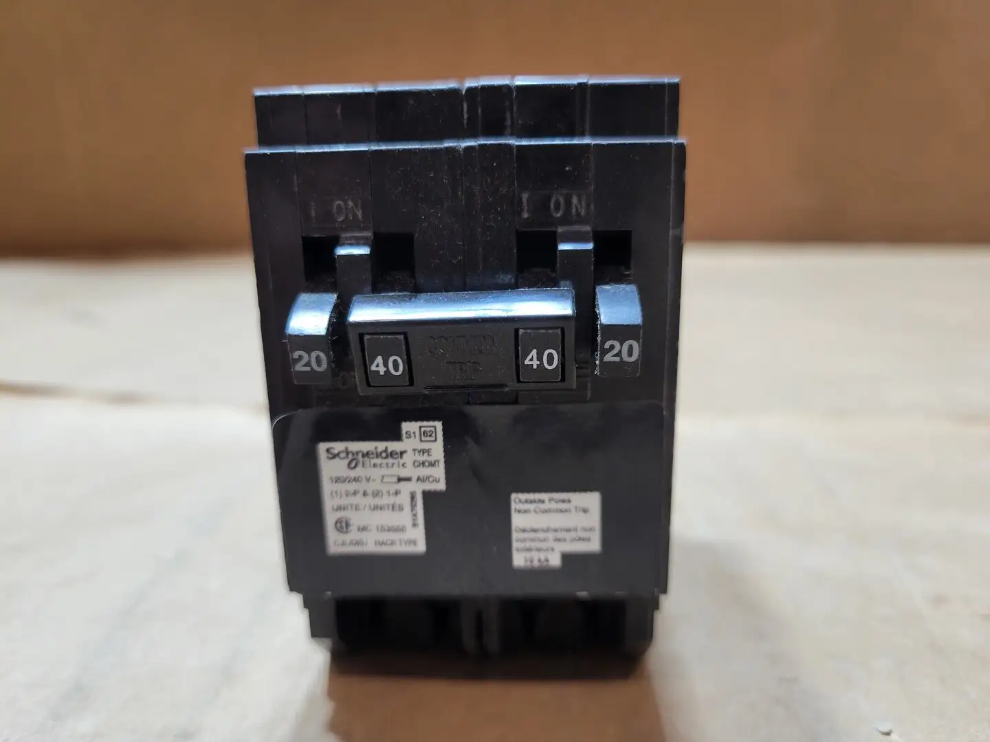 New | in-Stock SCHNEIDER CHOMT2020240 Switchgears British Columbia CA | Lenmark #1438388