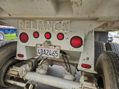 USED 1985 RELIANCE 28FT