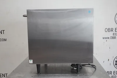 STAR HOLMAN ELECTRIC SINGLE DECK COUNTERTOP CONVECTION OVEN MODEL CCOH-3 (SCRATCH AND DENT)