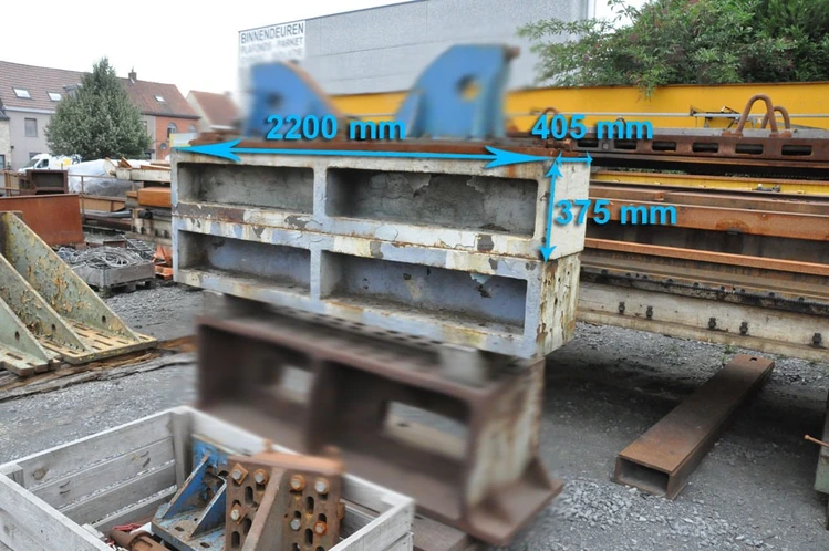 Used CLAMPING BLOC 2200 X 405 X 375 MM Angle Plates BE | Apt International N.V #366363