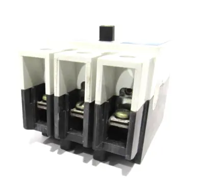 NEW CUTLER HAMMER GD3020 CIRCUIT BREAKER 3P 125-250VDC
