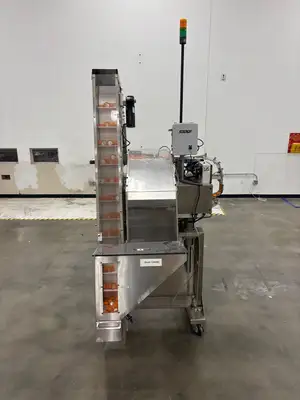 USED SUREKAP SK6000 CAPPER AND ELEVATOR