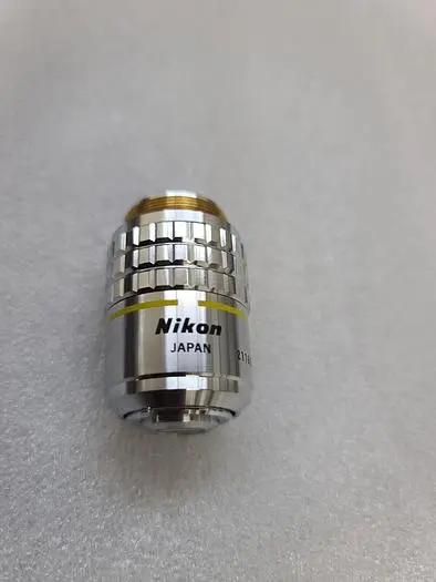 NIKON PLAN 10 - .30 , 160-0.17 OBJECTIVE