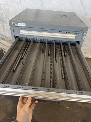 10 DRAWER STANLEY VIDMAR CABINET. STOCK #0538126