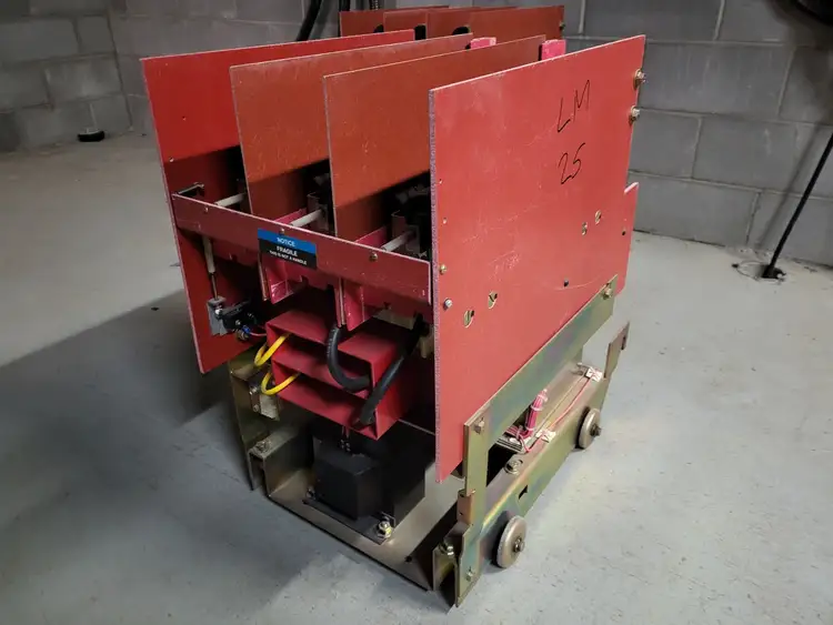 Used SIEMENS 88H3533034A1AT Switchgears British Columbia CA | Lenmark #240613