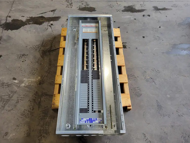 Used SQUARE D NQOD484L225CU Switchgears British Columbia CA | Lenmark #835402