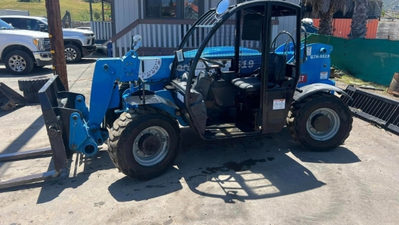 USED 2015 Genie GTH-5519