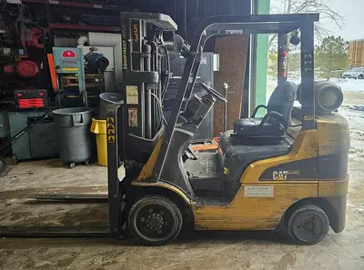 USED 2014 CATERPILLAR C5000