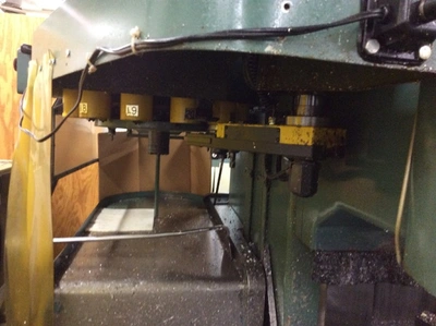 USED 1983 MATSUURA MC-1000V-DC