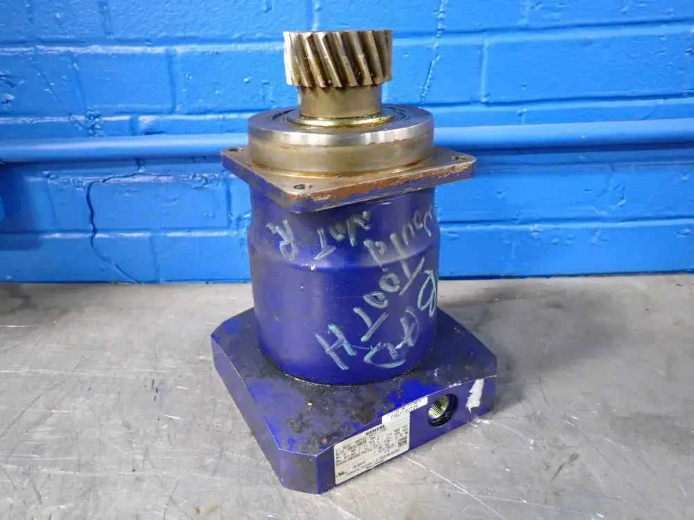 USED SIEMENS 1FK7012AF711CG0