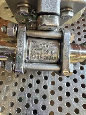 Used PROMATION P1.B-24N4-DC PRECISION ACTUATION VALVE W/ 3- WAY 3.4" VALVE Valves/Fittings California US | Equipment Lab #1418445