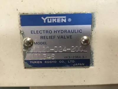 USED YUKEN DSG-01-2B2-D24-N1-50252