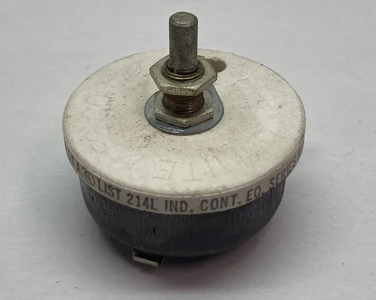 New | in-Stock OHMITE 0330 Miscellaneous Equipment (Electrical & Power) | Surplus Asset Holdings #1202852