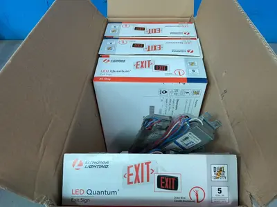 Used LITHONIA LIGHTING, TRIAD LQM S 3 R 120/277 M6 / B232IUNVHPN Lighting Ohio US | HGR 24 #1561833