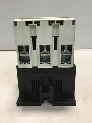 USED SIEMENS 3RT1054-6AF36