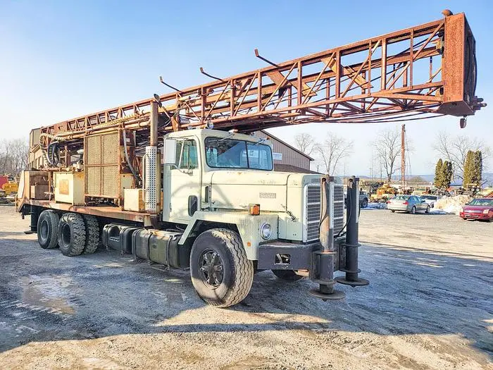 Used 1985 INGERSOLL-RAND TH60 DRILL RIG Drill Rigs Pennsylvania US | East West Machinery & Drilling #1417173