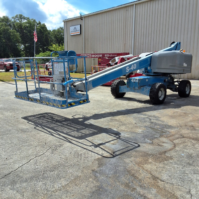 USED 2014 Genie S-40