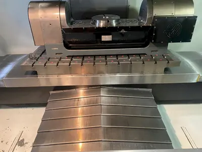 USED 2012 HAAS TR310